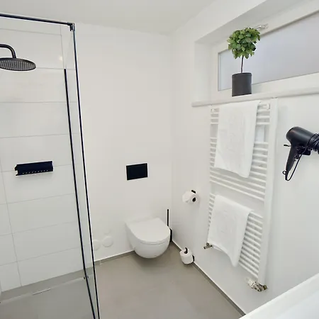 By Maier Goetzis- Kontaktloser Check-in